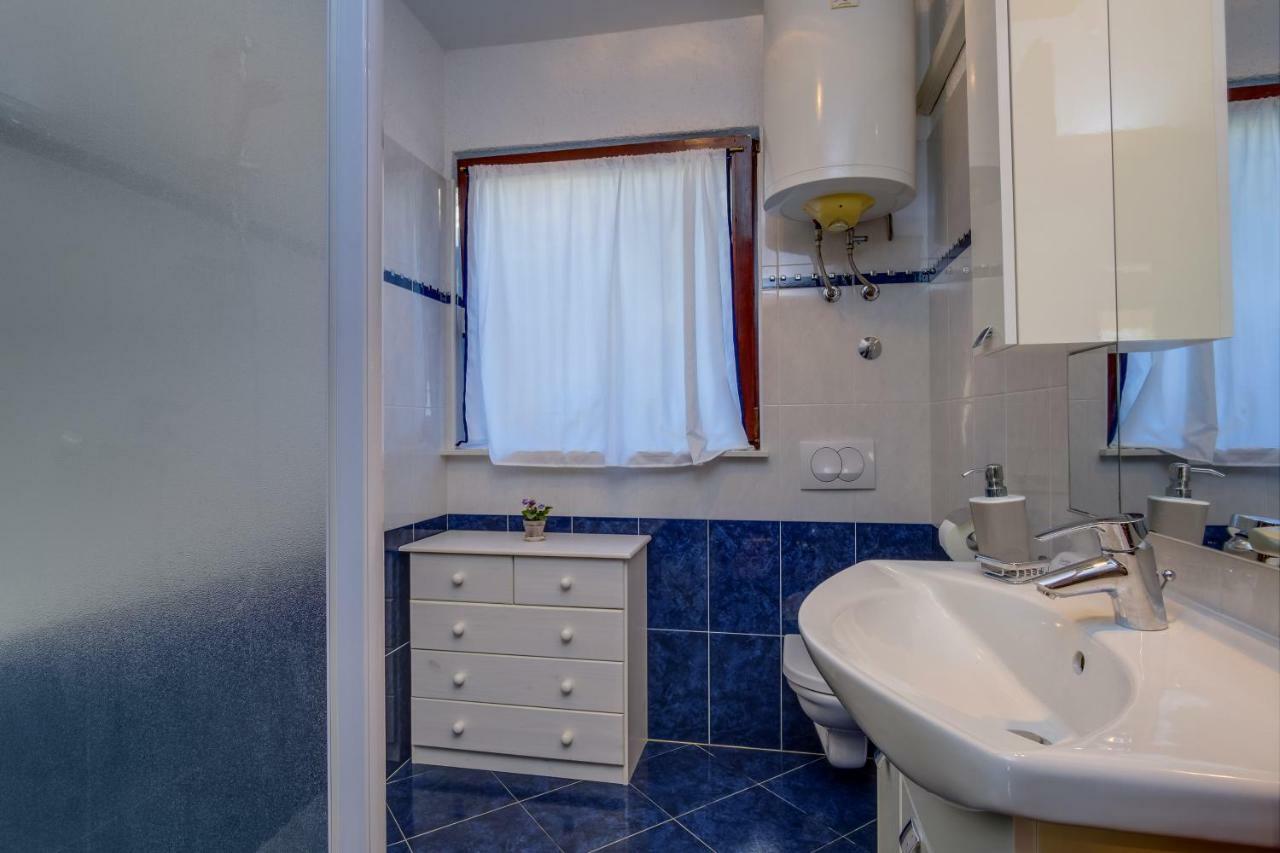 Apartmani Maris Mali Lošinj Dış mekan fotoğraf